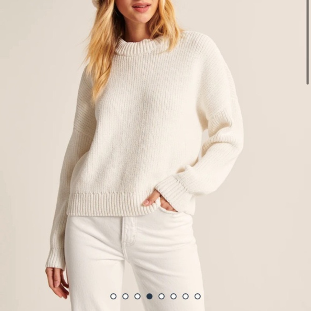Abercrombie Matte Chenille Crew Sweater Cream